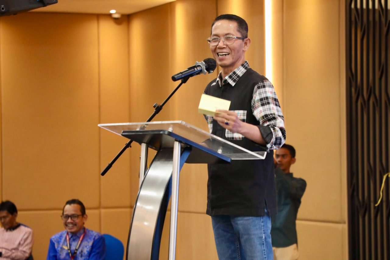 Amsakar Minta Camat dan Lurah Aktif Turun ke Lapangan, Serap Aspirasi Warga